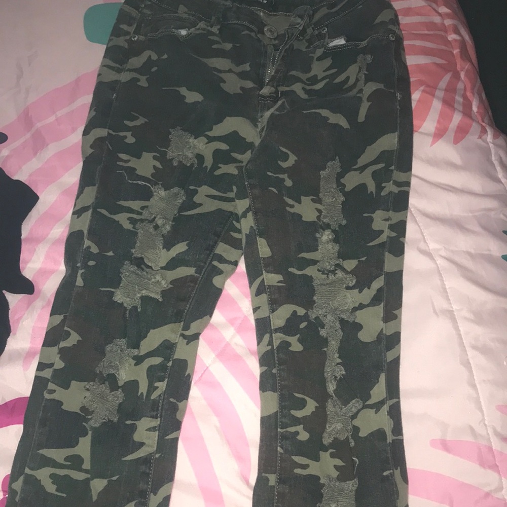 Mid rise jeans